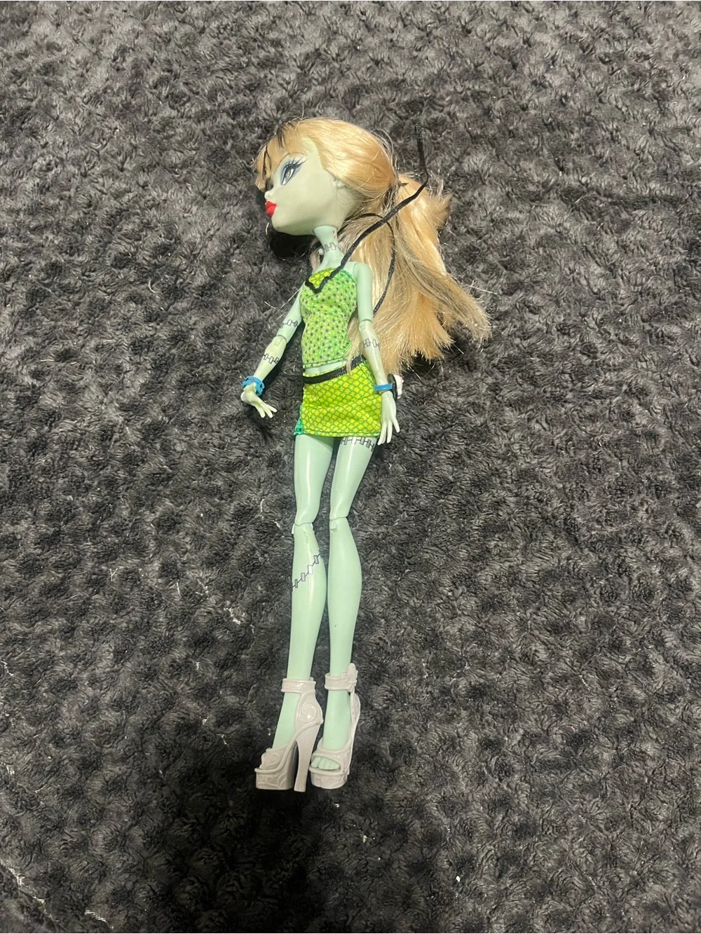 Mattel Monster High Frankie Stein Home Ick Gorgeous